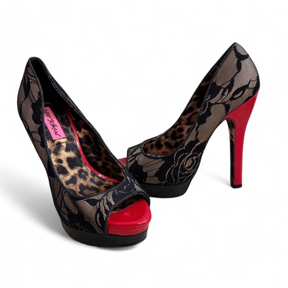 Betsey Johnson Samantaa 7 Leopard Black Lace Red 5" Heel Peep Toe Club Sexy Y2K - Picture 1 of 10